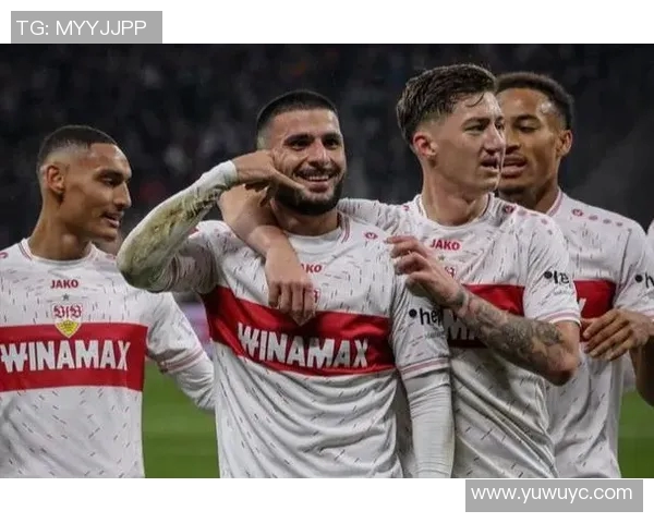 重生之后与足球明星的甜蜜邂逅与成长之路