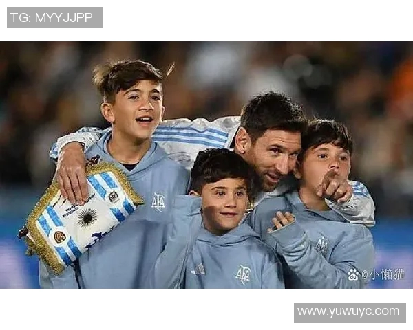 全球最伟大的足球明星背后的传奇故事与辉煌成就探秘